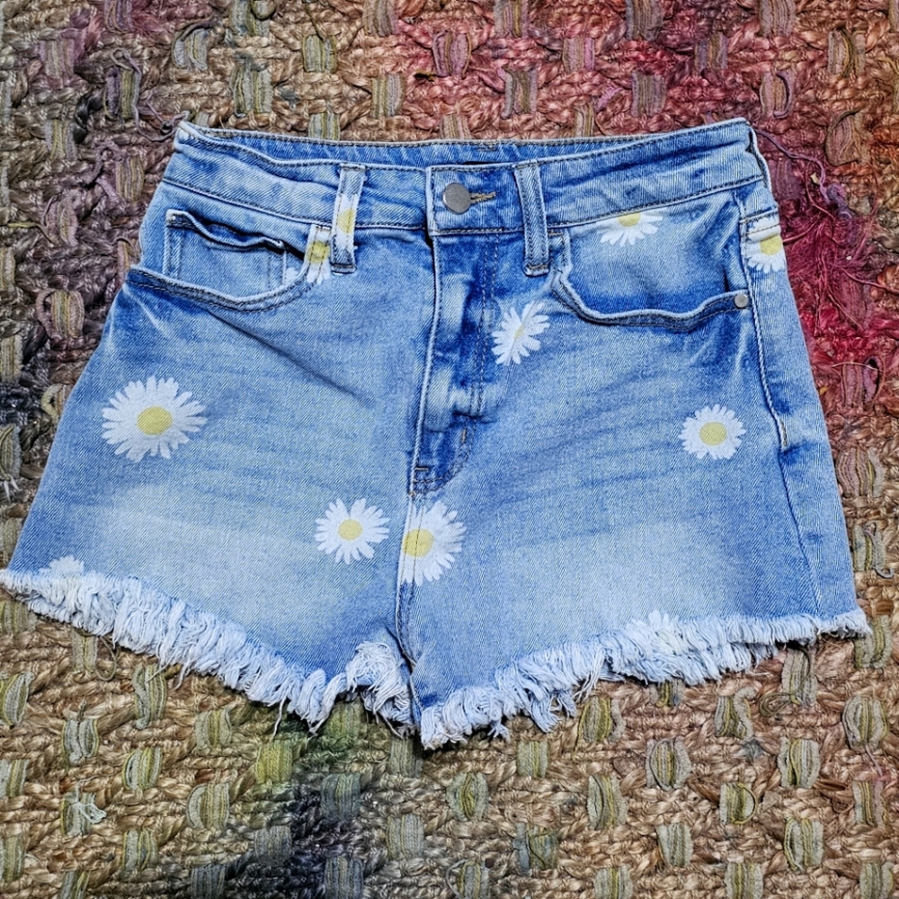 Material Girl Cutoff Blue Jean Sunflower Shorts 5